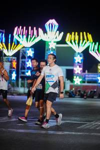 BIB: 
                            <button type="button" onclick="openModal(24271305)" class="btn btn-primary btn-sm float-right btn-popup" data-toggle="modal" data-target=".modal-high-quality">
                        <i class="fas fa-shopping-cart"></i> Add to Cart
                    </button>
                                            <button type="button" onclick="isThisMe(24271305, true)" class="btn btn-success btn-sm float-right btn-popup btn-isme hidden" data-toggle="tooltip" data-placement="bottom" title="นี่คือรูปของคุณใช่ไหม คลิกที่นี่เพื่อเอาเข้าอัลบั้ม">
                        <i class="fas fa-plus"></i> Add to album
                    </button>
                    <button type="button" onclick="isThisMe(24271305, false)" class="btn btn-warning btn-sm float-right btn-popup btn-isnotme hidden">
                        <i class="fas fa-ban"></i> Remove from album
                    </button>